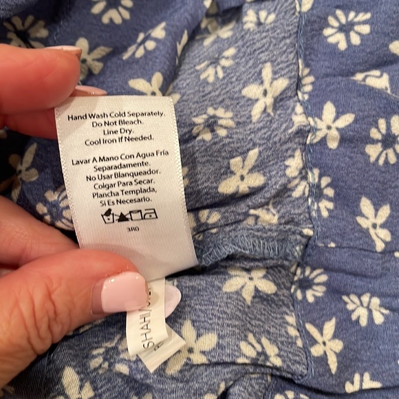 Free Assembly Dress - Picture 8 of 9